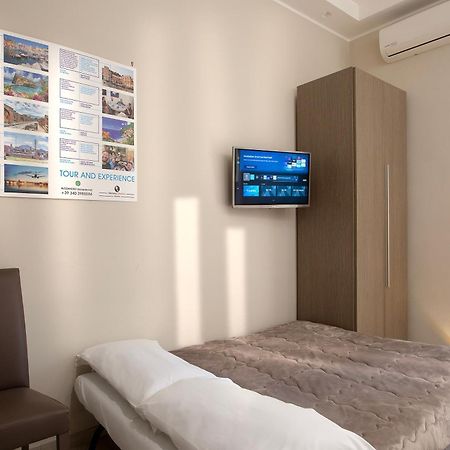 Residenza Suarez Bed and Breakfast Napoli Eksteriør billede
