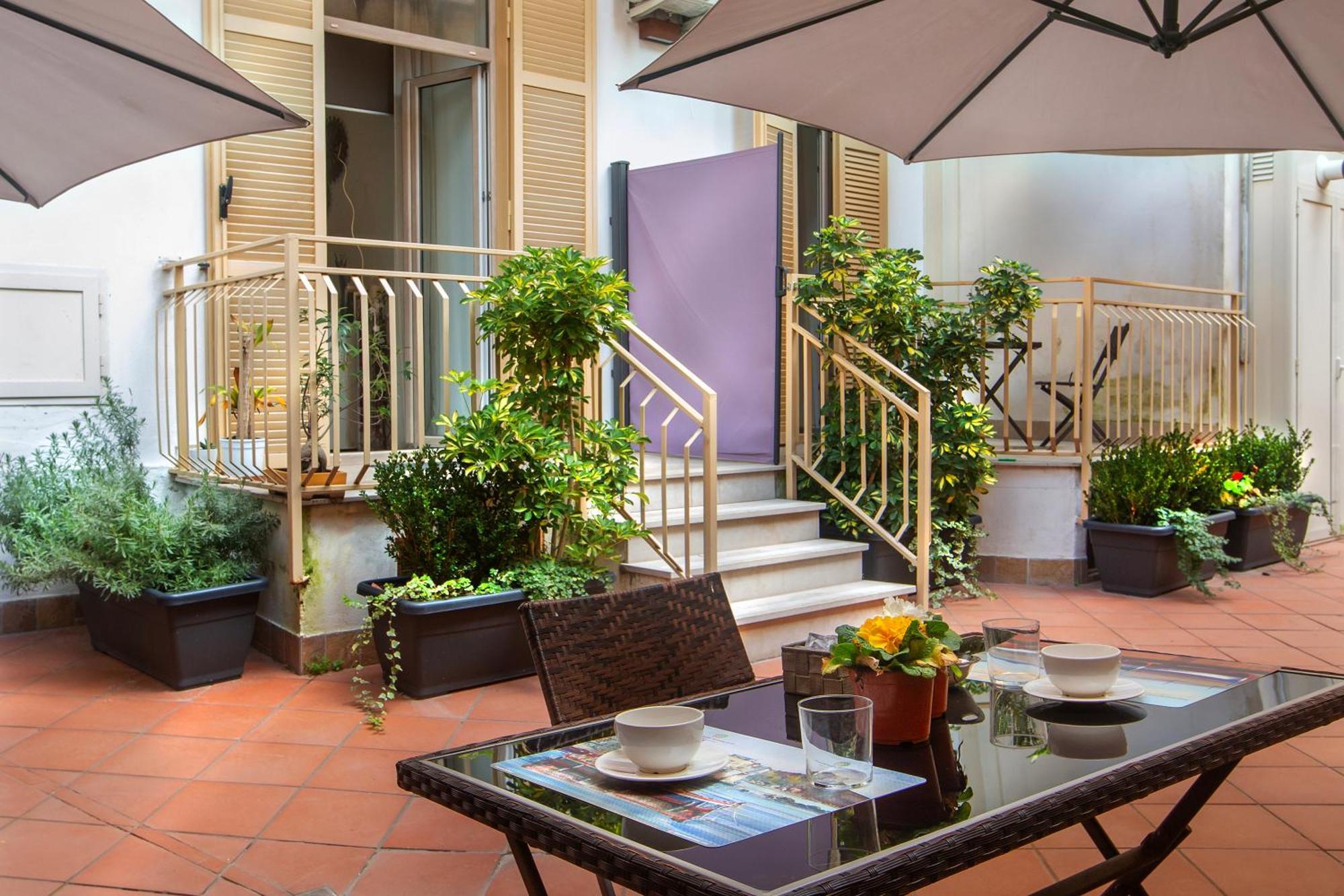 Residenza Suarez Bed and Breakfast Napoli Eksteriør billede